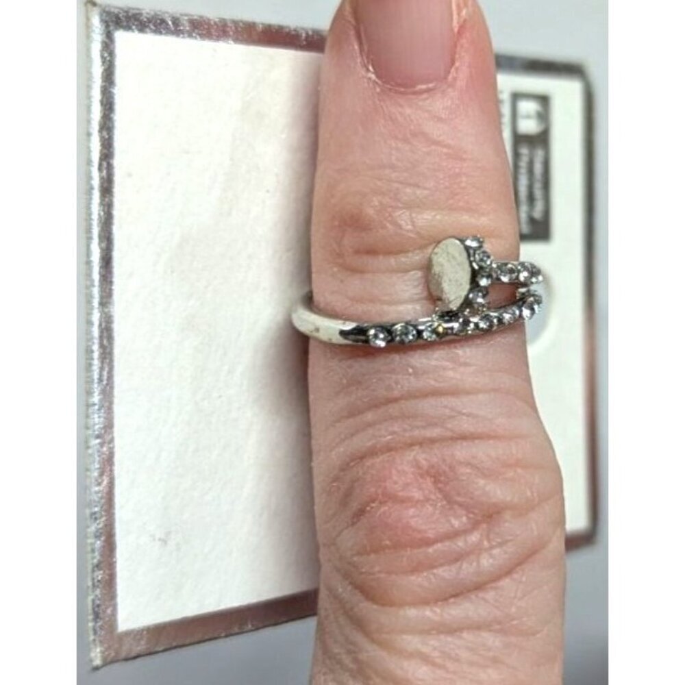 New Silver Tone Ring Size 2 Rhinestones Bypass‎ Wrap Nail Design PInky Midi Ring